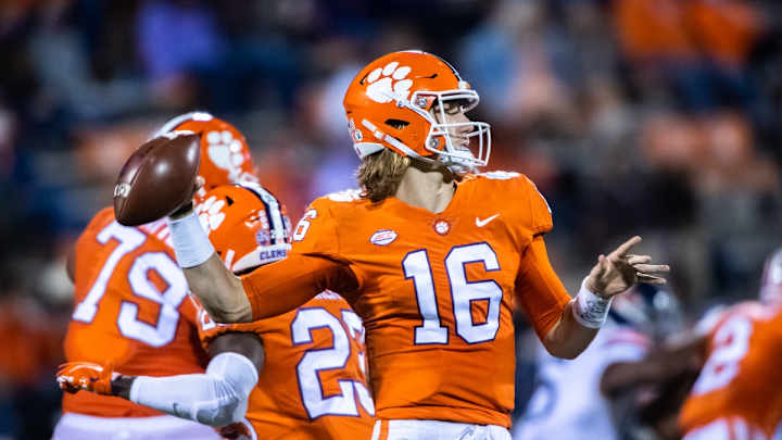 Joe Namath on the Trevor Lawrence, Sam Darnold Dilemma: "It Will Be Hard to Pass on Lawrence" Joe Namath on the Trevor Lawrence, Sam Darnold Dilemma: "It Will Be Hard to Pass on Lawrence"