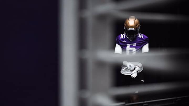 A Moment with UW Tailback Richard Newton Shows a Player Who Exudes Confidence, Cool