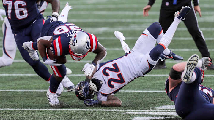 Broncos' Defense Ranked Top-10 in DVOA Despite Litany of Injuries