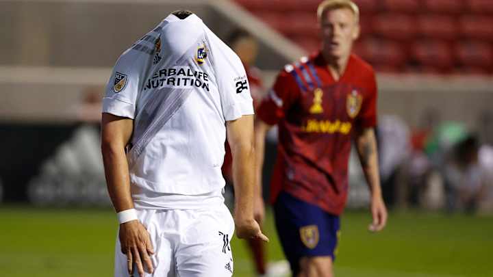 Chicharito Laments His 'Bad Season' With LA Galaxy