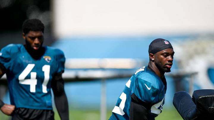Josh Allen's Advice to Jaguars' Rookie K'Lavon Chaisson Josh Allen's Advice to Jaguars' Rookie K'Lavon Chaisson