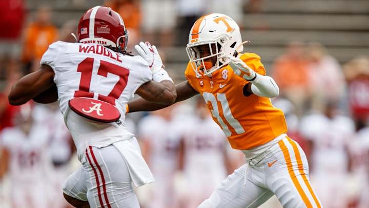 Jaylen Waddle Injury not just a Blow for Alabama, But All of College Football Jaylen Waddle Injury not just a Blow for Alabama, But All of College Football