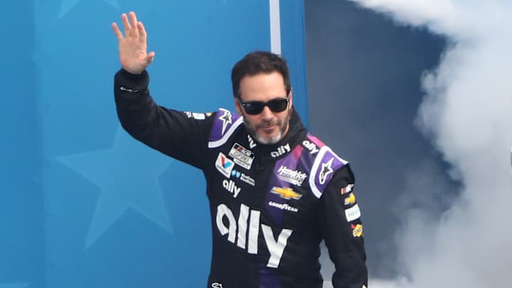 Jimmie Johnson Jump-Starts IndyCar Move With Carvana Sponsorship