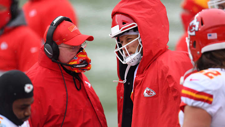 Chiefs Lose Top Spot in Sports Illustrated's Latest Power Rankings Chiefs Lose Top Spot in Sports Illustrated's Latest Power Rankings