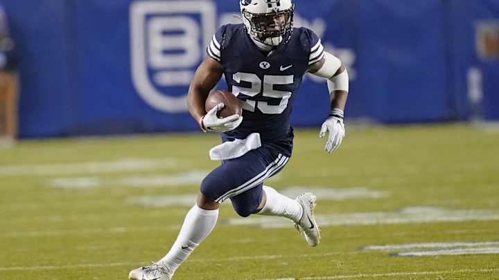 BYU Unveils Uniform Combination for Home Game Against Wyoming BYU Unveils Uniform Combination for Home Game Against Wyoming