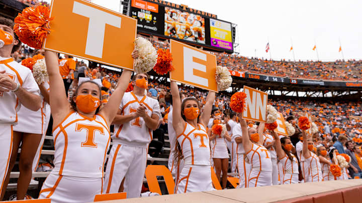Vols Open As Double-Digit Underdogs to Auburn