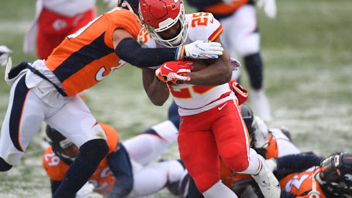 7 Winners, 7 Losers in Broncos' 43-16 Loss to Chiefs