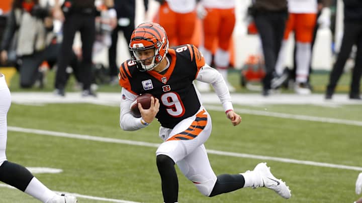 Former NFL QB Begs Bengals to Spend Money to Put Quality Pieces Around Joe Burrow