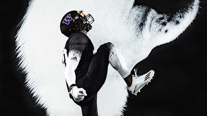 Instant Reaction: Huskies Dress for Success with New Uniforms Instant Reaction: Huskies Dress for Success with New Uniforms