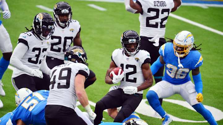 Jaguars Place Dede Westbrook on IR, Activate Aaron Lynch to Roster