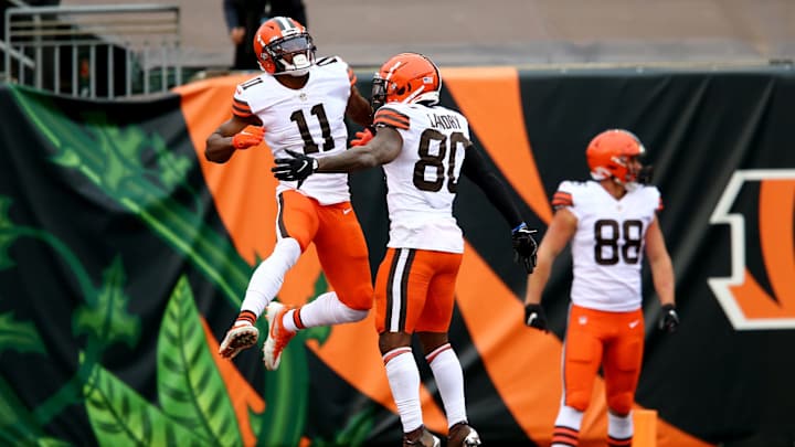 Previewing Las Vegas Raiders vs. Cleveland Browns Previewing Las Vegas Raiders vs. Cleveland Browns