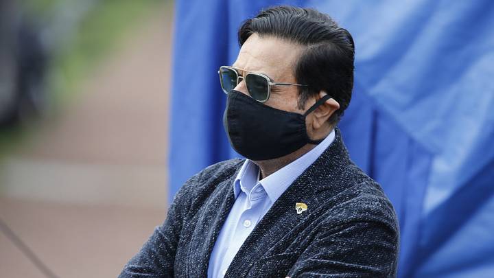 Column: How Shad Khan Has Already Made Clear a Mid-Season Jaguars Firing Won't Happen Column: How Shad Khan Has Already Made Clear a Mid-Season Jaguars Firing Won't Happen