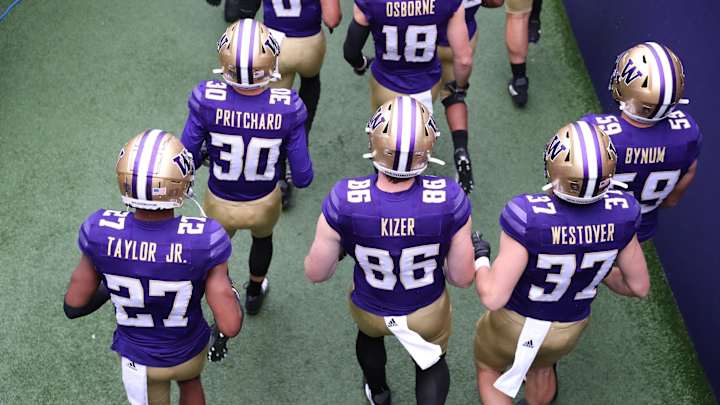 Jack Westover Ran an Unusual Route to become a Husky Tight End Jack Westover Ran an Unusual Route to become a Husky Tight End