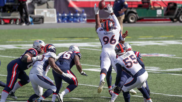 Vic Fangio Hints at how Shelby Harris Improved his Pass-Rushing Prowess in a Contract Year