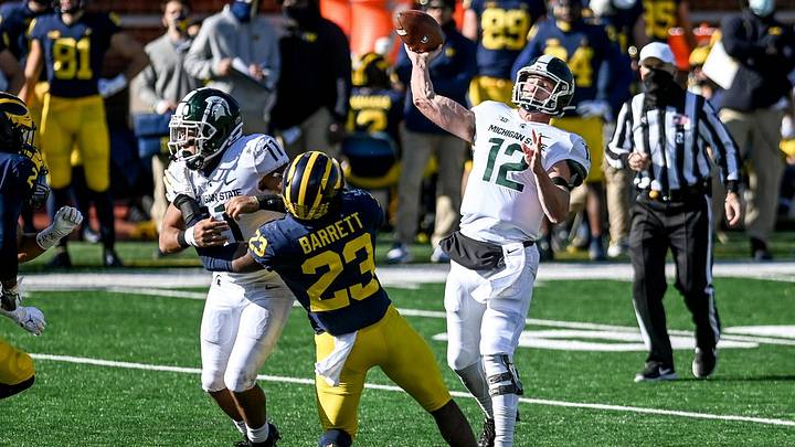 Michigan State Gashes Wolverine Defense for Big Plays in Win Michigan State Gashes Wolverine Defense for Big Plays in Win