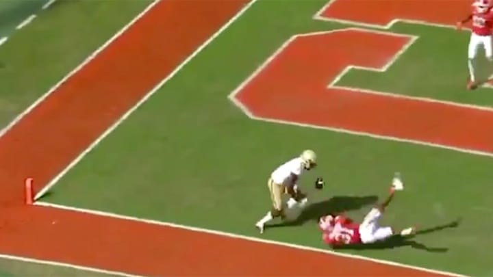 John Tessitore Fake vs. Clemson Leads to Insane TD Catch by CJ Lewis John Tessitore Fake vs. Clemson Leads to Insane TD Catch by CJ Lewis
