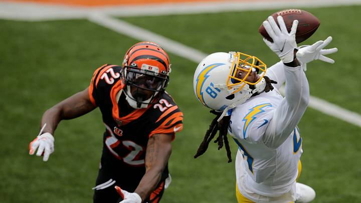 Mike Williams With Highlight Reel TD Catch Against Broncos Mike Williams With Highlight Reel TD Catch Against Broncos