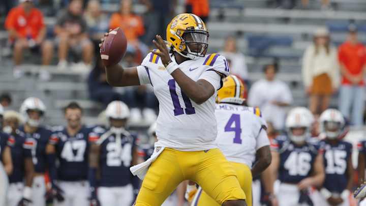 With Stout Pass Rush and Playmakers, LSU Football Offense Must Make Smart Decisions Against Arkansas