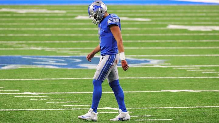 Lions' Week 8 Offensive Grades: Darrell Bevell Lacks Creativity Lions' Week 8 Offensive Grades: Darrell Bevell Lacks Creativity