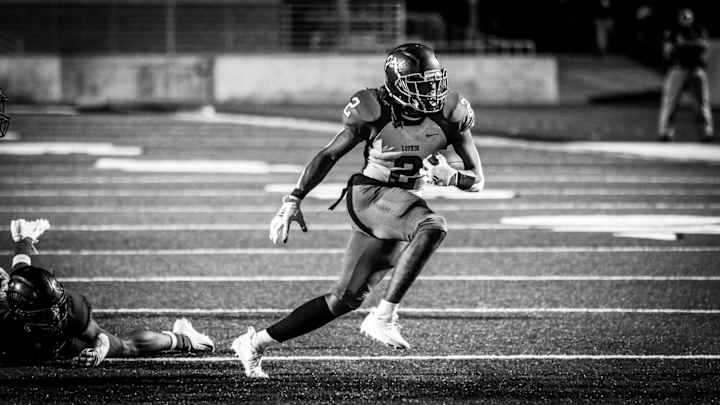 Washington RB Commit From Texas Breaks Leg, HS Career Ends Abruptly