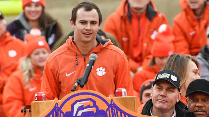 Former Clemson WR Hunter Renfrow Compares 2016 and 2018 National Championship Teams