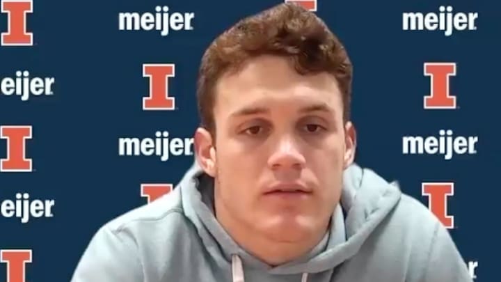 VIDEO: Monday Game Week - Illinois LB Jake Hansen - Nov. 2