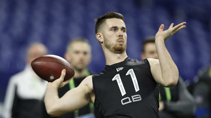 Texans' HC Romeo Crennel Breaks Down Reality of Facing Jaguars' Rookie Jake Luton