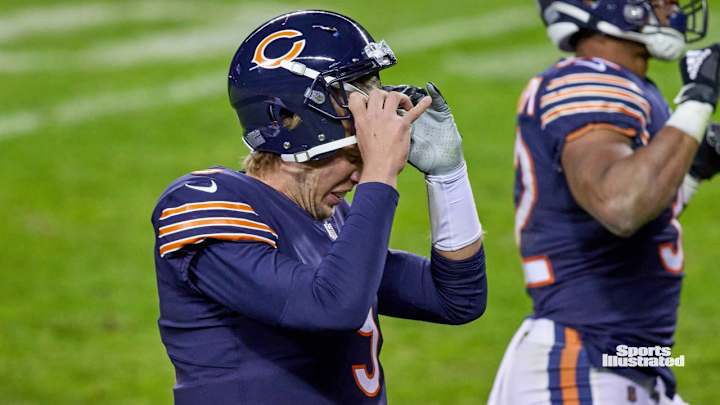 Third-Quarter Follies Hurt Bears as Much as Injuries