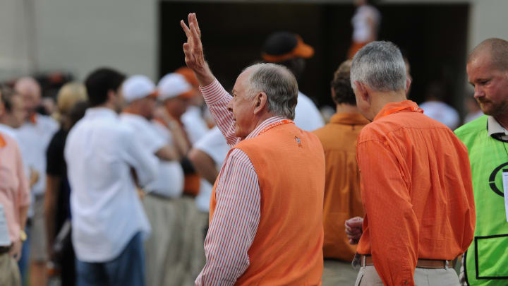 Boone Pickens Statue Coming to Oklahoma State Football Stadium Boone Pickens Statue Coming to Oklahoma State Football Stadium