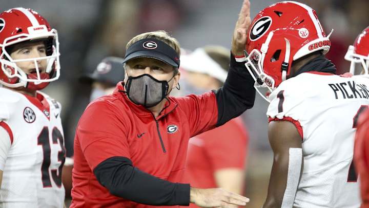 Know Your Enemy: Florida Gators vs. Georgia Bulldogs Q&A!