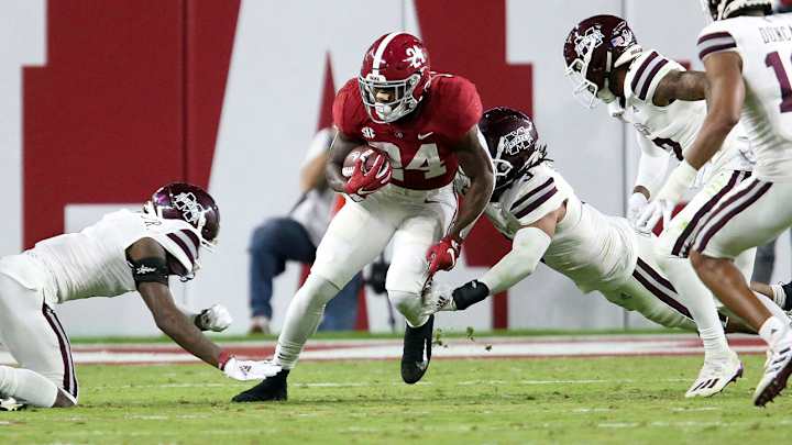 Alabama RB Trey Sanders in Stable Condition Following Car Accident