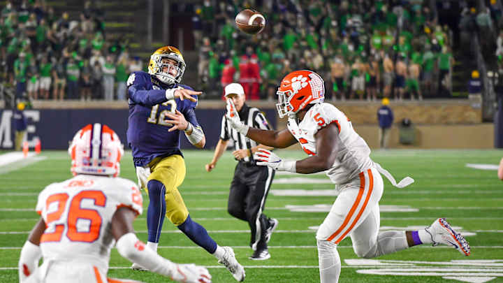 Clemson Has a Windshield Mentality; But Also Problems