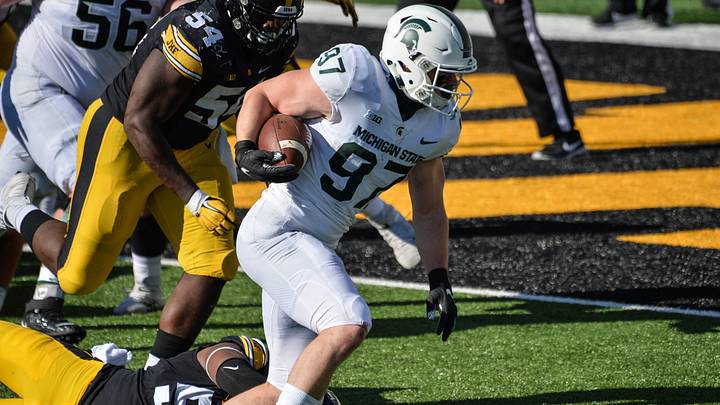 Michigan State Football Offers '22 TE Darren Agu