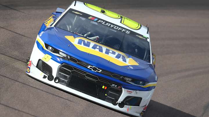 Chase Elliott Drives From Back of Field to Win First NASCAR Title