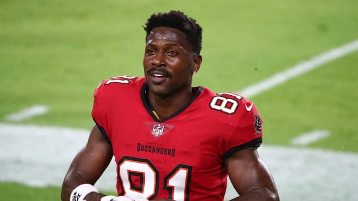 Ryan Shazier Says Bucs Are in Trouble After Signing Antonio Brown Ryan Shazier Says Bucs Are in Trouble After Signing Antonio Brown