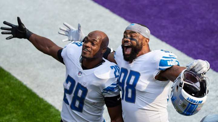 Everson Griffen, Adrian Peterson Have Quiet Days in Return to Minnesota