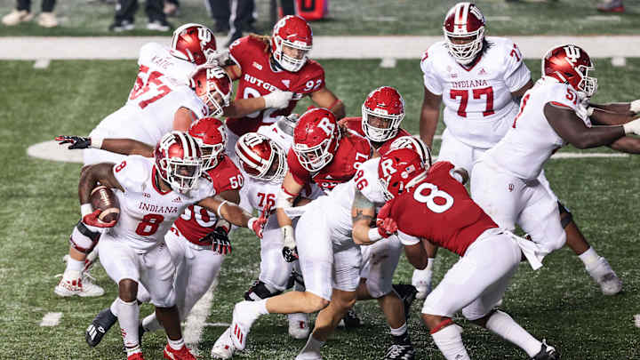 Indiana's Offensive Line Improving as Season Progresses