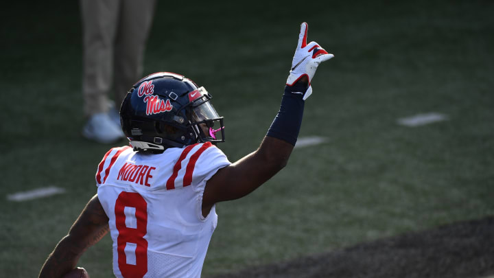 Ole Miss Football Trio Named Semifinalists for National Awards Ole Miss Football Trio Named Semifinalists for National Awards