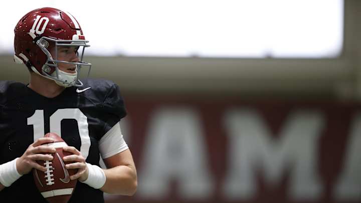 Practice Report: Alabama Forced Indoors, Continuing Work Despite LSU Postponement