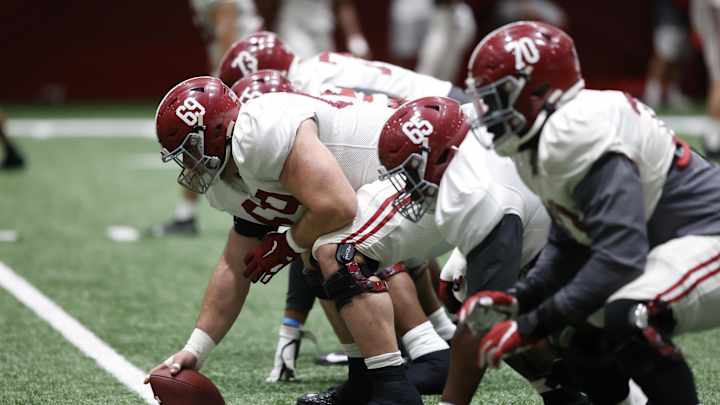 Alabama Offensive Line Receives 2020 Joe Moore Award