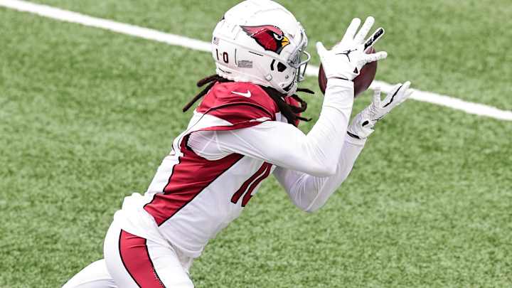 DeAndre Hopkins Says Receivers Should Get Credit for Pass Interference Yards DeAndre Hopkins Says Receivers Should Get Credit for Pass Interference Yards