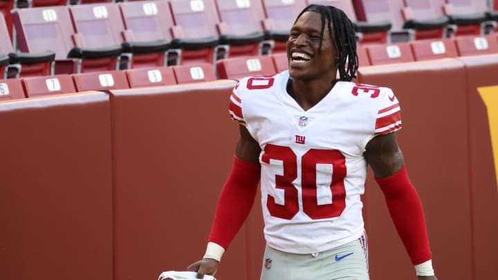 Giants Re-sign CB Darnay Holmes; Lose OT Matt Peart