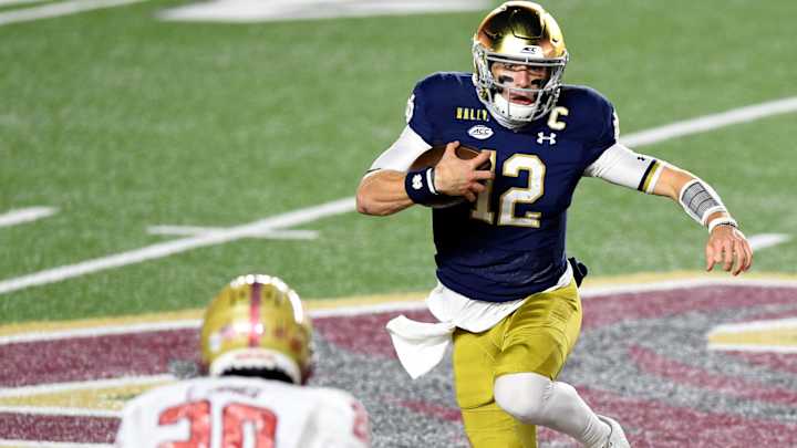 Notre Dame Offense Scorches BC as Irish Win Holy War 45-31