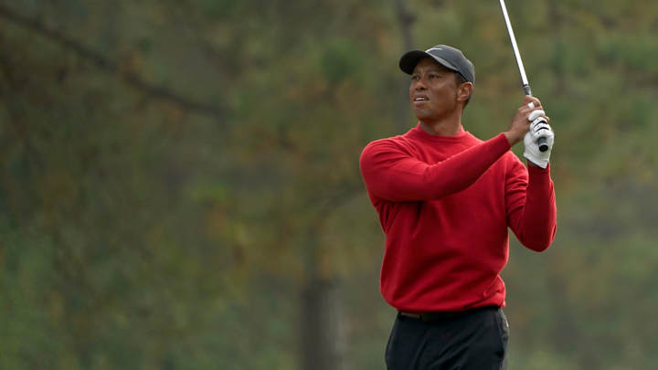 Tiger Woods Finds Creek Three Times on No. 12 in Final Round