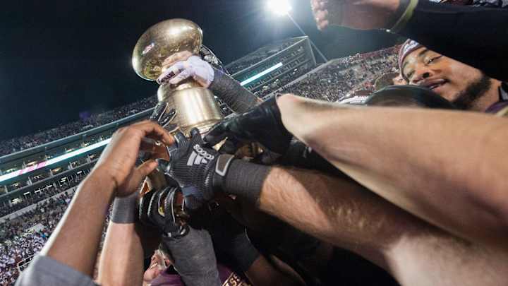 A friendly game for the Egg? Buddies Mike Leach, Lane Kiffin about to open new chapter of Mississippi State-Ole Miss rivalry