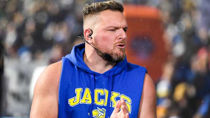 Pat McAfee Goes on Rant Destroying NFL Commentators, but Won't Name Names: TRAINA THOUGHTS
