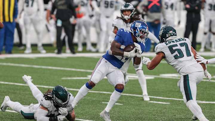 T.J. Edwards Takes Blame for Daniel Jones' TD Run but has Played Well Recently