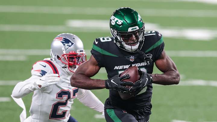 Jets' Breshad Perriman Is Limited in Practice With New Shoulder Injury