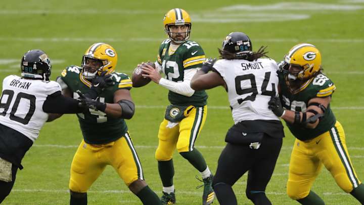 Behind Enemy Lines: Four Questions About Colts’ Sunday Foe, the Green Bay Packers Behind Enemy Lines: Four Questions About Colts’ Sunday Foe, the Green Bay Packers