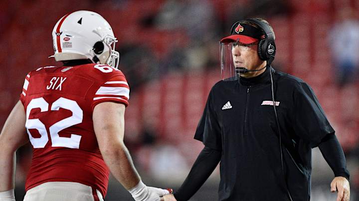 Report: Louisville Head Coach Scott Satterfield Interviews with South Carolina